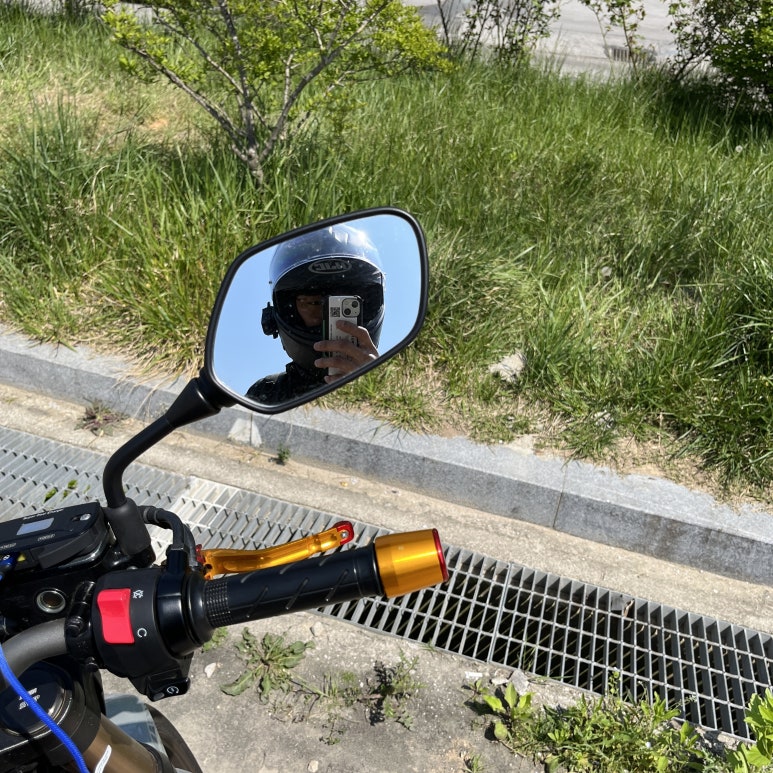 가는 길에 인스타용 사진도 한 번 찍어주고