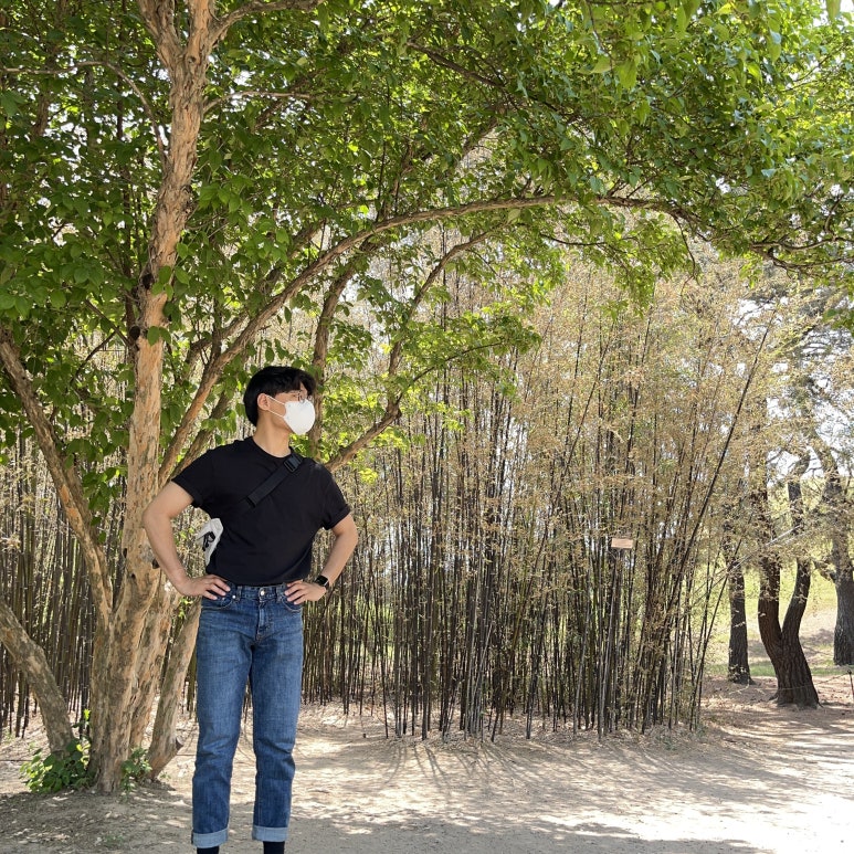 황릉사 역사 문화관에 왔다.