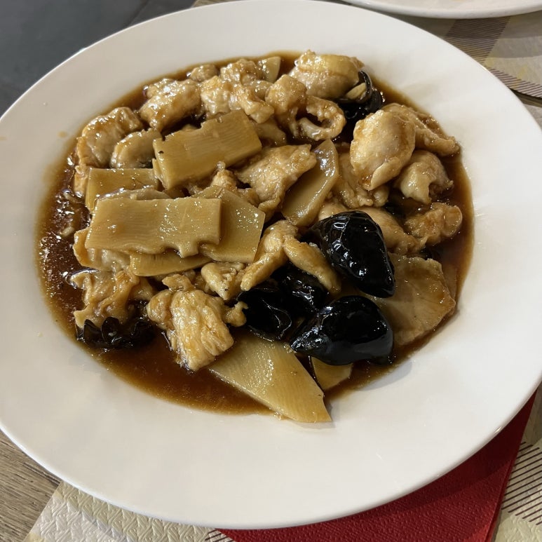 첫날 왔었던 중식당이었지만 다시 왔다.