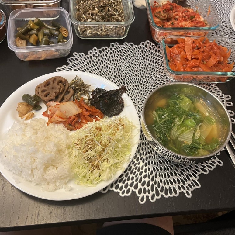 잠시 구경하고 숙소로 돌아오니 남자 사장님께서 퇴근하시고 돌아오셨다.