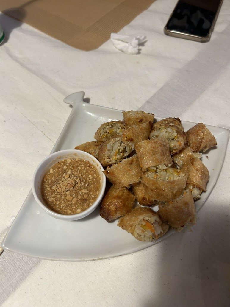 황금 게를 뒤로하고 바로 숙소 근처로 돌아왔다.