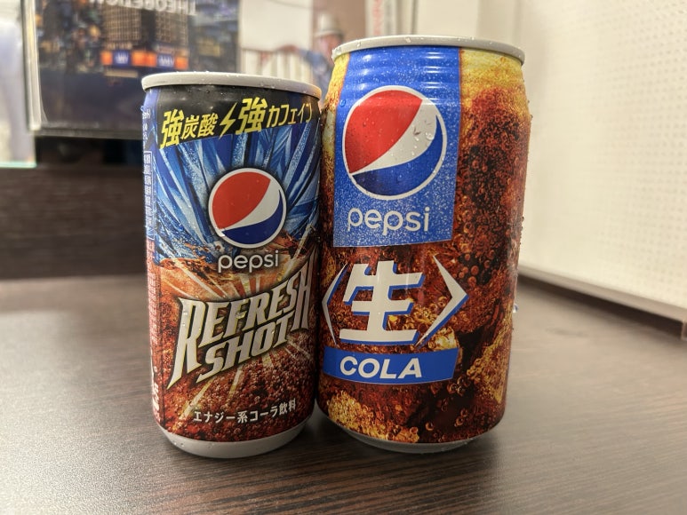 숙소로 돌아오면서 신기해 보이는 콜라가 있어서 사 왔다.