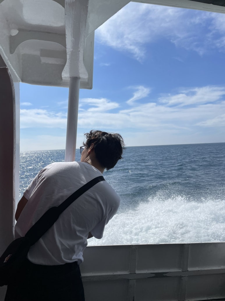 바다가 신기한 27세입니다.