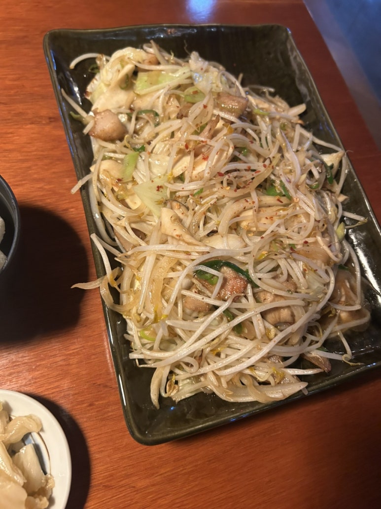 일식집에서 간단하게 먹었어요