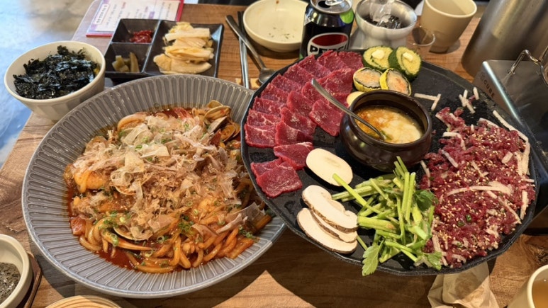또 맛있는 거 먹고 맛있는 거 먹었어요