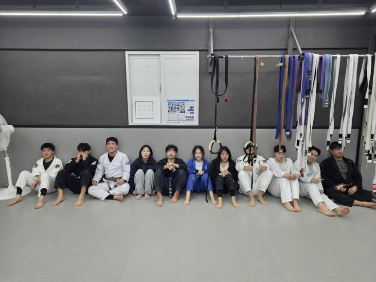 이렇게 사람들이 많이 있는 날도 있고