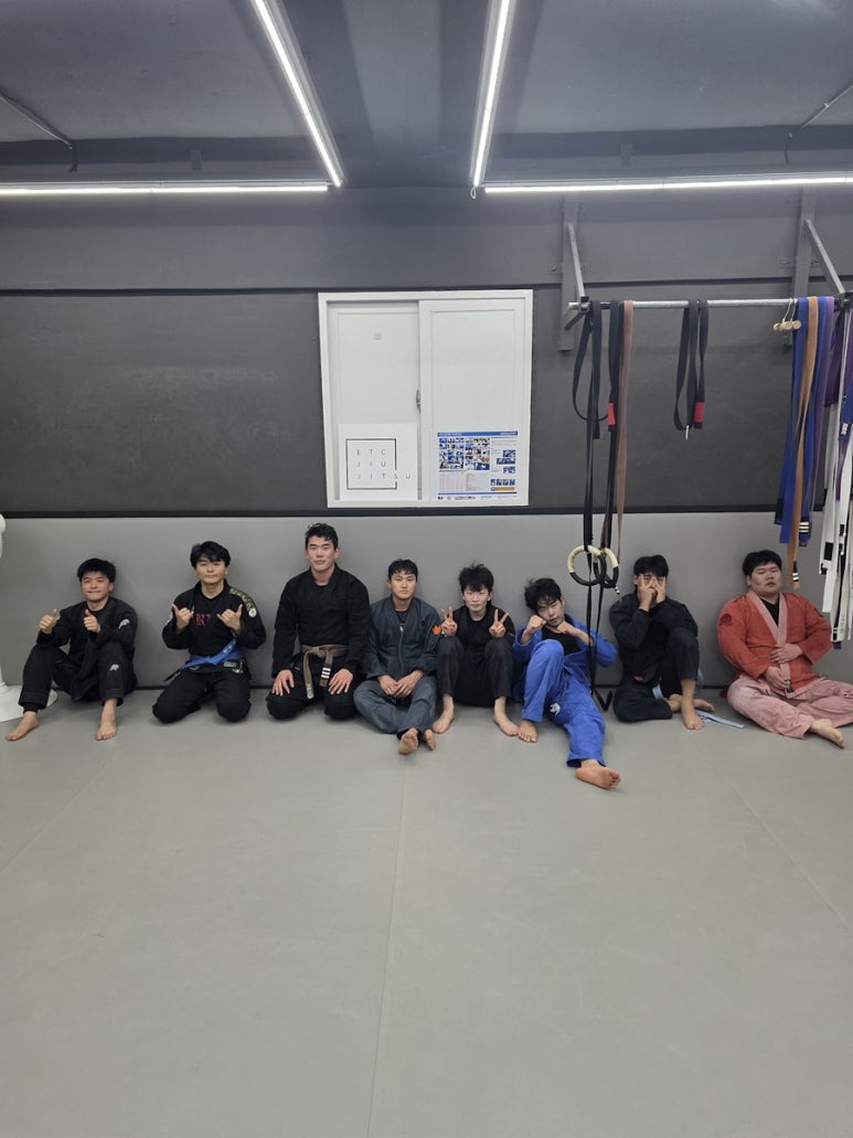 이렇게 사람들이 많이 있는 날도 있고