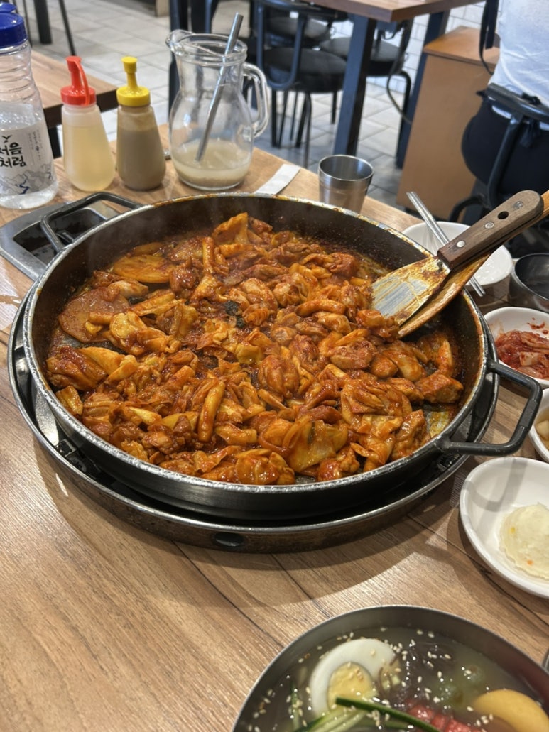 그리고 저녁에는 다시 에이전시 분들과 저녁식사