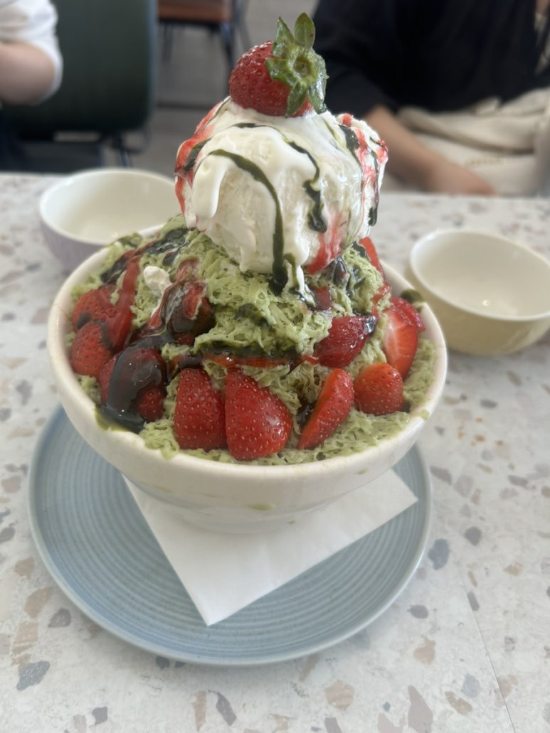 시티에 내려간 김에 오랜만에 일본인 친구들을 만났어요