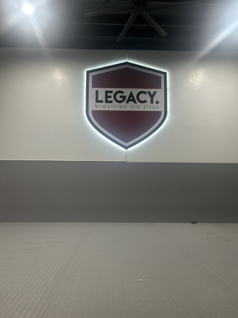 Legacy 주짓수 선샤인 코스트 점으로 갔어요