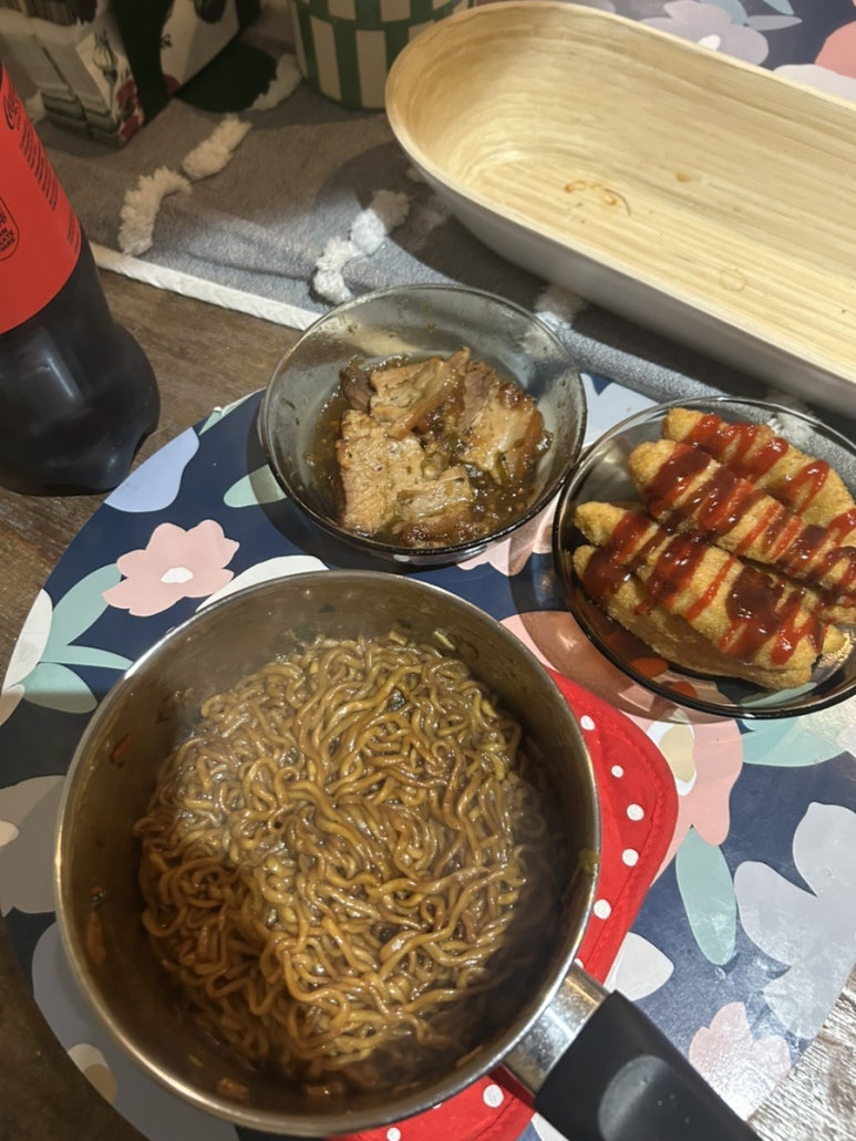 요즘 너무 귀찮아서 대충 먹게 되더라고요